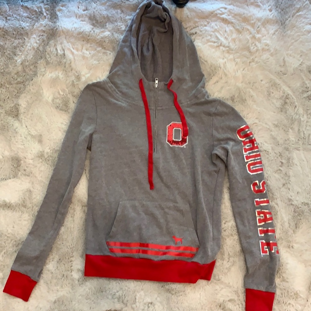 hoodie size xs from pink!